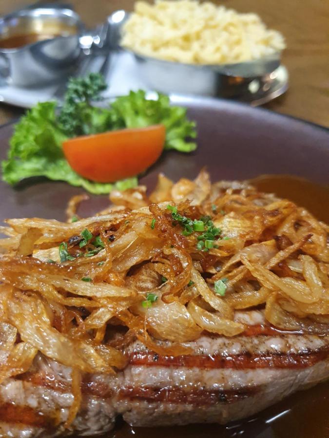Hotel-Restaurant Und Gaestehaus Loewen Suessen Ngoại thất bức ảnh
