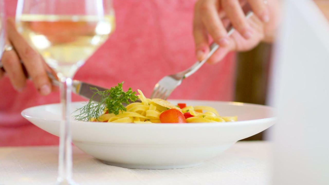 Hotel-Restaurant Und Gaestehaus Loewen Suessen Ngoại thất bức ảnh
