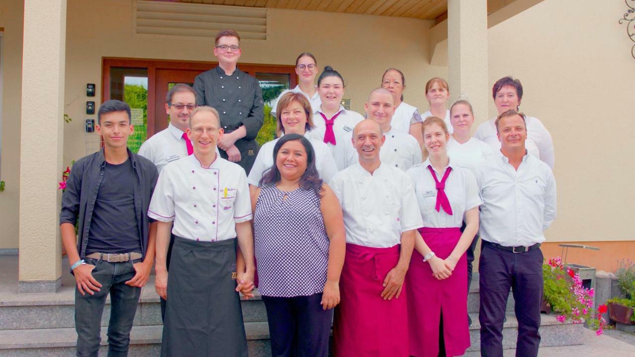 Hotel-Restaurant Und Gaestehaus Loewen Suessen Ngoại thất bức ảnh